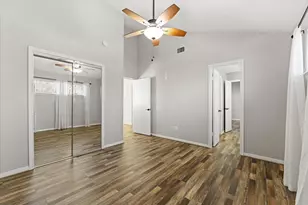 106 Harbour Town Ct, Conroe, TX 77356 - Photo 15