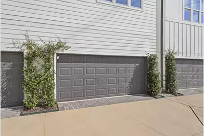 3305 W 11th Street, Houston, TX 77008 - Photo 3