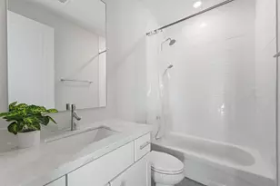 3305 W 11th St, Houston, TX 77008 - Photo 17