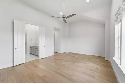 3305 W 11th Street, Houston, TX 77008 - Photo 19