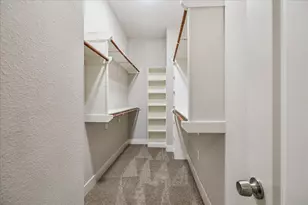 608 W 28th St, Houston, TX 77008 - Photo 25