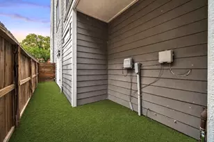 608 W 28th St, Houston, TX 77008 - Photo 29