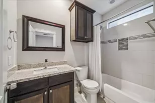608 W 28th St, Houston, TX 77008 - Photo 7