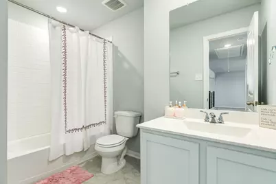 3640 Crosspointe Pass, Angleton, TX 77515 - Photo 9