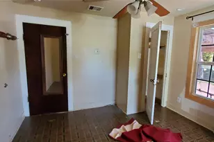 2417 Lee St, Houston, TX 77026 - Photo 9