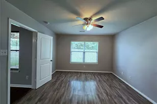 10320 Stone Gate Dr, Conroe, TX 77385 - Photo 13