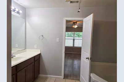 10320 Stone Gate Drive, Conroe, TX 77385 - Photo 15