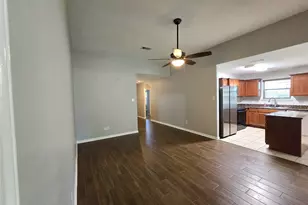 10320 Stone Gate Dr, Conroe, TX 77385 - Photo 11