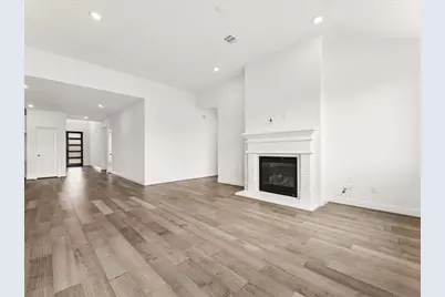 636 Malibu Pines Drive, Katy, TX 77493 - Photo 3