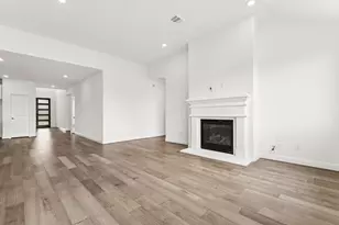 636 Malibu Pnes Dr, Katy, TX 77493 - Photo 3