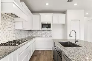 636 Malibu Pnes Dr, Katy, TX 77493 - Photo 9