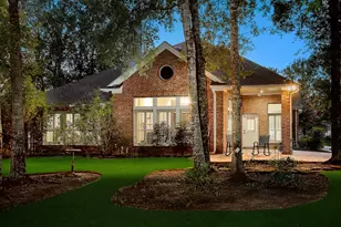 2 Bloomsbury Ct, Conroe, TX 77384 - Photo 23