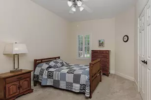 2 Bloomsbury Ct, Conroe, TX 77384 - Photo 9