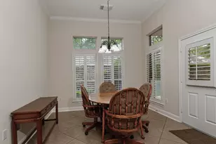 2 Bloomsbury Ct, Conroe, TX 77384 - Photo 11