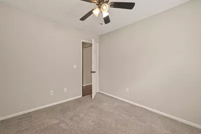 27 Lush Meadow Place, The Woodlands, TX 77381 - Photo 19