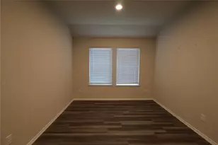 9315 Colonial Bent Ct, Conroe, TX 77385 - Photo 5