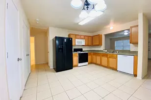 3319 Becker Glen St, Fresno, TX 77545 - Photo 9