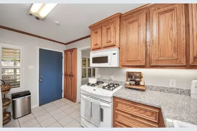 1226 Stonecrest, Houston, TX 77018 - Photo 11