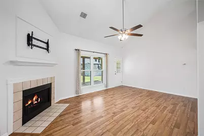 16003 Salton Point Drive, Friendswood, TX 77546 - Photo 13
