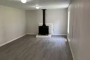 1329 Adams Rd, Bay City, TX 77414 - Photo 3