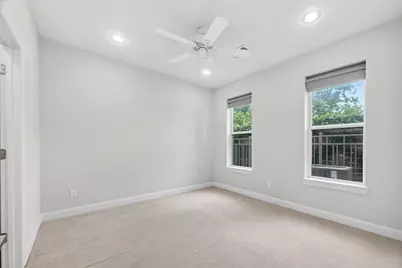 3127 Leeland Street, Houston, TX 77003 - Photo 9