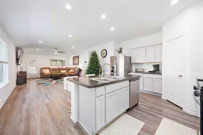 24034 Sunview Valley Drive, Spring, TX 77373 - Photo 17