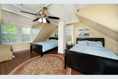 3027 Avenue L, Galveston, TX 77550 - Photo 15