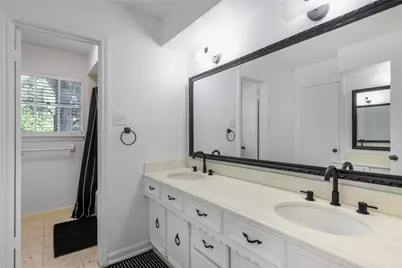 906 Glouchester Lane, Houston, TX 77073 - Photo 33