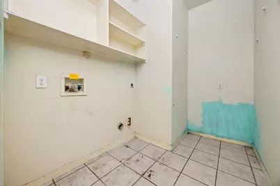 122 Mossey Oak Drive, Baytown, TX 77520 - Photo 5