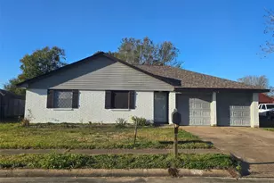 1411 Dorsetshire Dr, Pasadena, TX 77504 - Photo 1