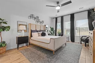 8310 Amethyst Valley Ln, Angleton, TX 77515 - Photo 3