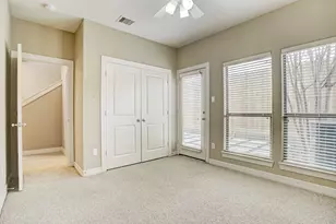 3824 Center Plaza Dr, Houston, TX 77007 - Photo 9