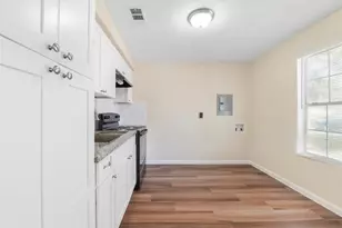 8244 Hartford 1/2 St, Houston, TX 77017 - Photo 5