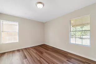8244 Hartford 1/2 St, Houston, TX 77017 - Photo 9