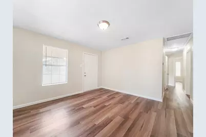 8244 Hartford 1/2 Street, Houston, TX 77017 - Photo 7