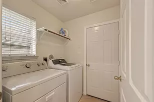 11115 Riverbank Ridge Ln, Houston, TX 77089 - Photo 17