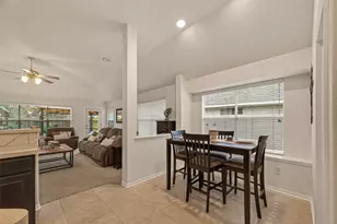 11115 Riverbank Ridge Ln, Houston, TX 77089 - Photo 7