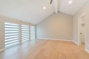 2600 Nantucket Dr, Houston, TX 77057 - Photo 35