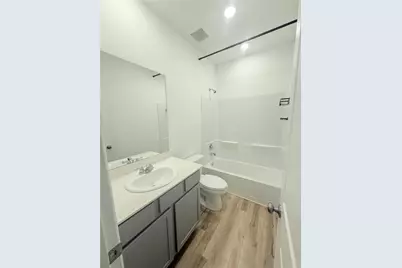 4227 Sterling View Boulevard, Baytown, TX 77521 - Photo 13