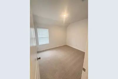 4227 Sterling View Boulevard, Baytown, TX 77521 - Photo 11