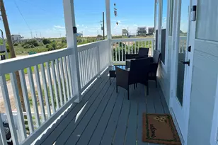 1059 Shady Ln, Gilchrist, TX 77617 - Photo 19