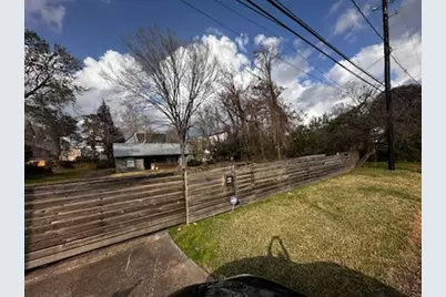 1235 W 25th Street, Houston, TX 77008 - Photo 11