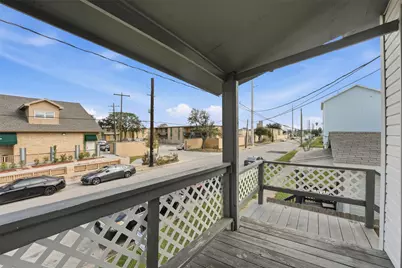 3913 Winnie Street, Galveston, TX 77550 - Photo 11