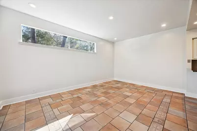 225 Litchfield Lane, Houston, TX 77024 - Photo 11