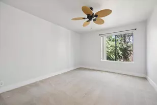 225 Litchfield Ln, Houston, TX 77024 - Photo 25