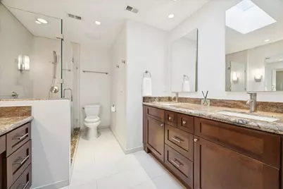 225 Litchfield Lane, Houston, TX 77024 - Photo 23