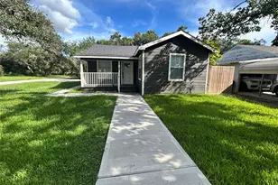 104 Mesquite St, Louise, TX 77455 - Photo 1