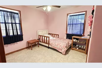 404 N Wilson Street, Madisonville, TX 77864 - Photo 11