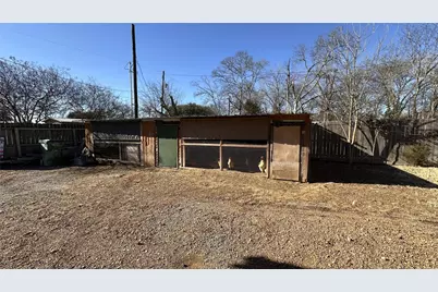 404 N Wilson Street, Madisonville, TX 77864 - Photo 7