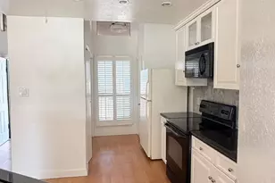 8287 Sands Point Dr, Houston, TX 77036 - Photo 7